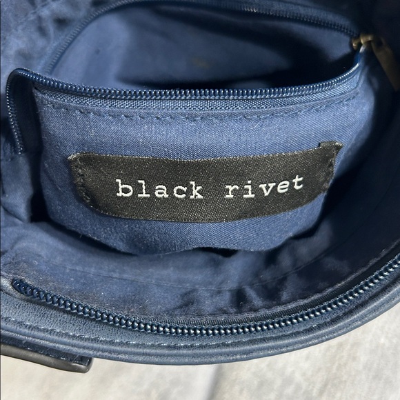 Black Rivet Navy Leather Crossbody Bag - Picture 6 of 6